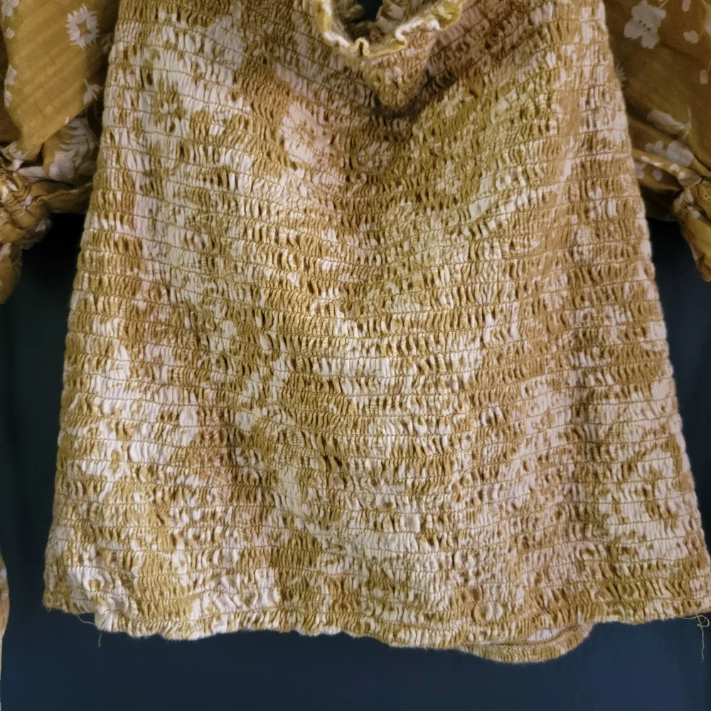 Anthropologie‎ Cotton Seersucker Smocked Puff-Sleeve Crop Top Large Chartreuse - Picture 6 of 15